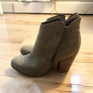 Michael Shannon grey bootie 9